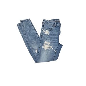 American Eagle Outfitters Women's Light Blue Ripped Skinny Jeans